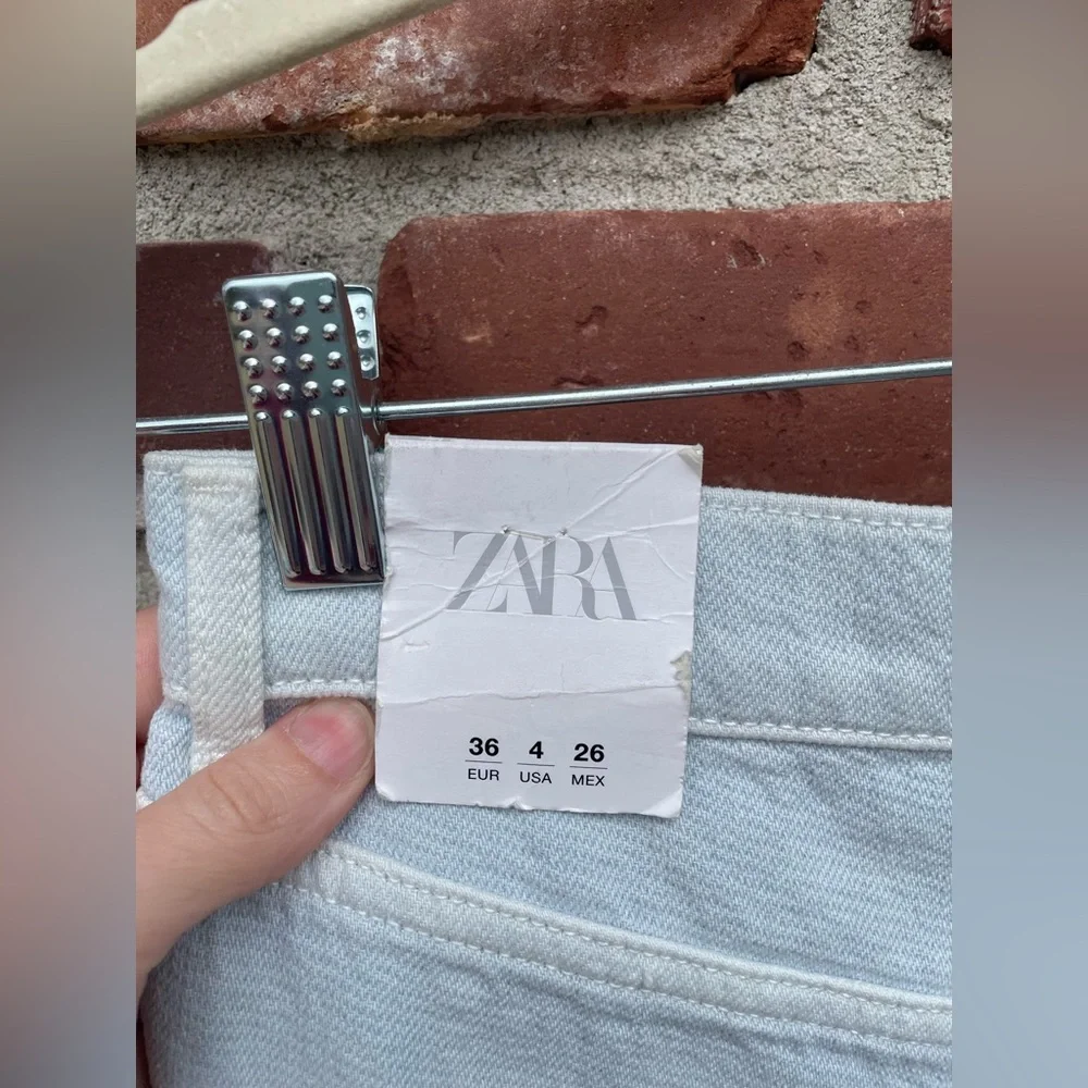 NWT Zara High Rise Short - Picture 4 of 6